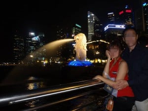 国際結婚した後、シンガポールへ旅行 - マーライオン