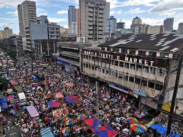 フィリピンのローカルマーケット　ディビソリア